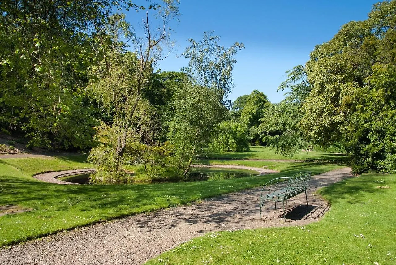 Kro Quiet And Spacious Family Room Edinburgh